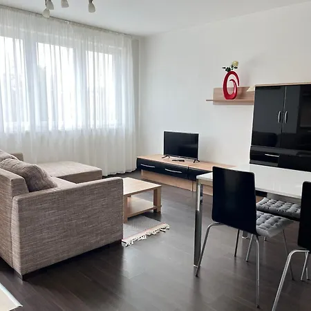 Fine Restaurant & Gasthuis Malacky