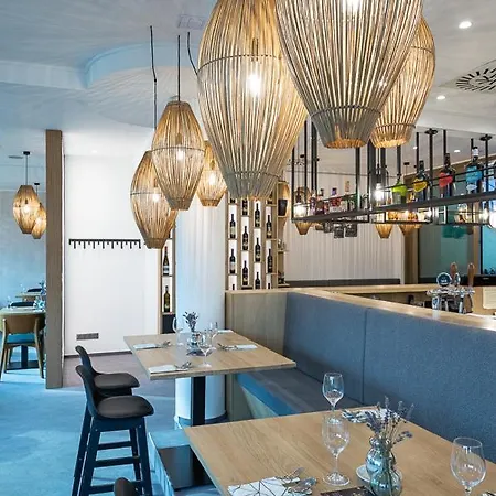 Fine Restaurant & Guest house